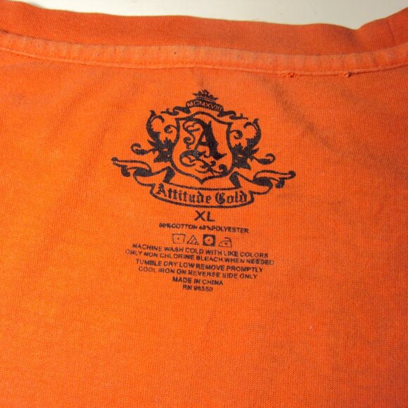 T-Shirt- Unique Graphics. - Picture 7 of 10